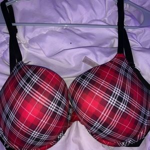 36DD Victoria’s Secret PINK Push-up Bra